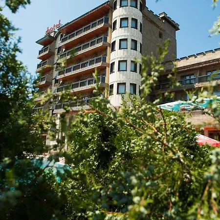 酒店 The Castle